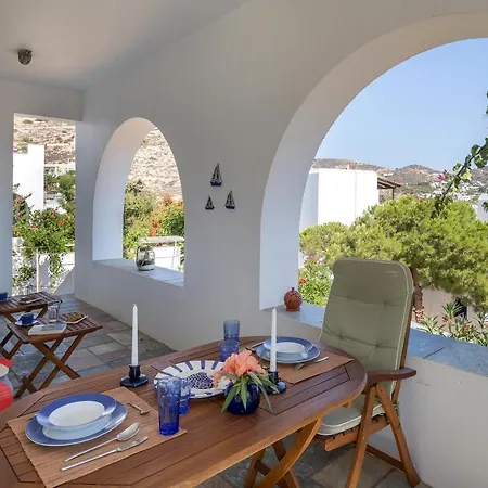 Summer House - Finikas Syros Villa