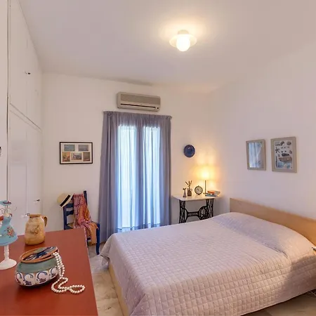 Summer House - Finikas Syros *