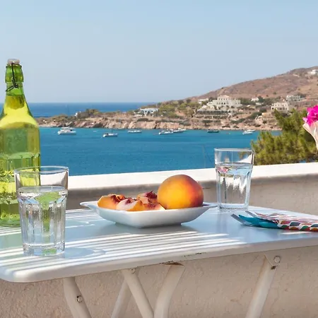 Summer House - Finikas Syros